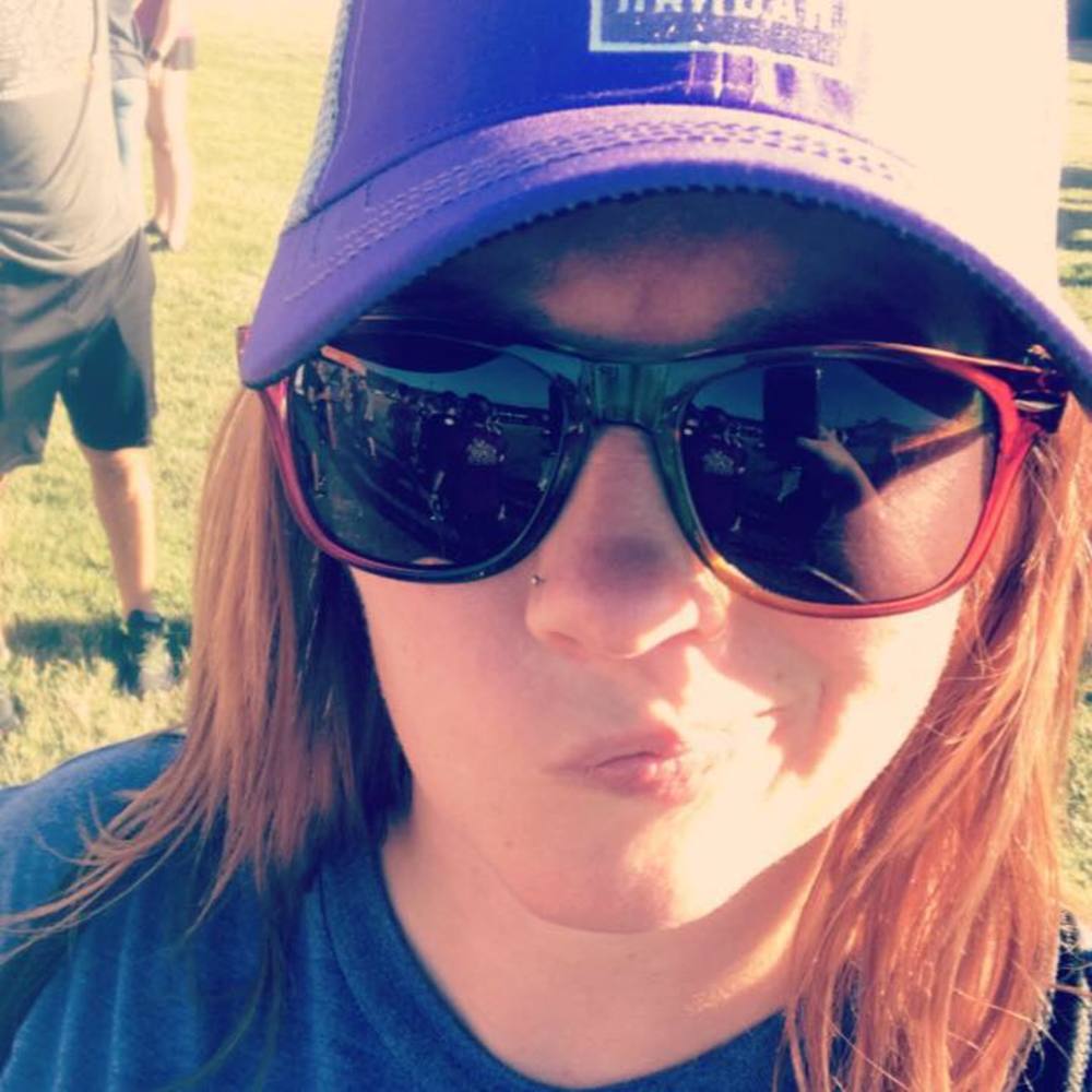 Meet your Posher, Loni